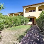 Prázdninový dům A Schiera Baia Mimose *
