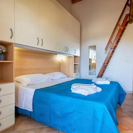 A Schiera Baia Mimose Feriehus Badesi